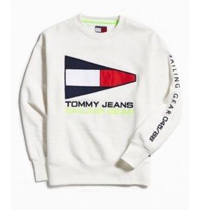 Vintage Authentic Tommy Hilfiger crewneck sweatshirt